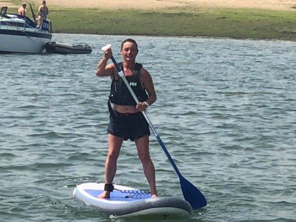 AED72F28-FFE5-4B26-BDB6-C0049740C10B